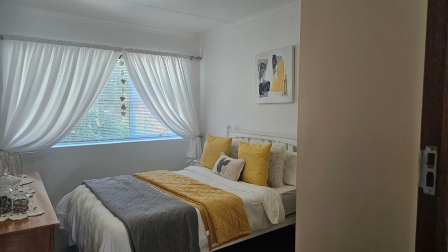 4 Bedroom Property for Sale in Stilbaai Wes Western Cape